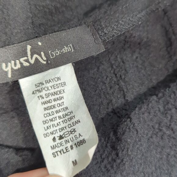 Yushi Top Womens Medium Black Textured Knit Cowl Neck Art Lagenlook - Picture 5 of 7